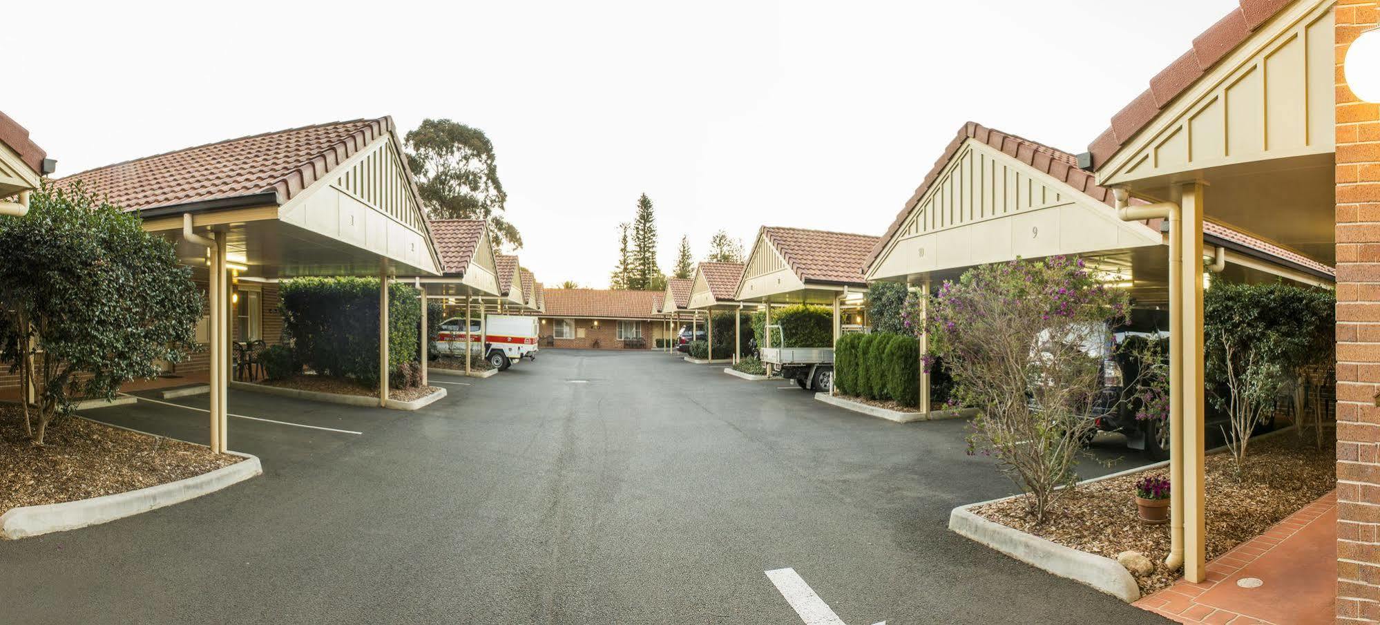 Cotswold Motor Inn Toowoomba Exterior foto