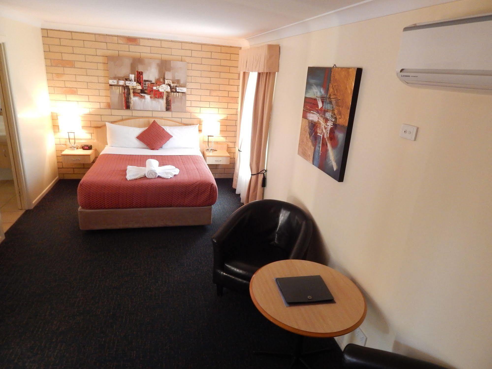 Cotswold Motor Inn Toowoomba Exterior foto